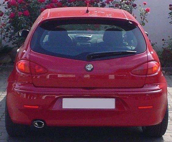 Alfa Romeo 147 met Ulter Sportuitlaat