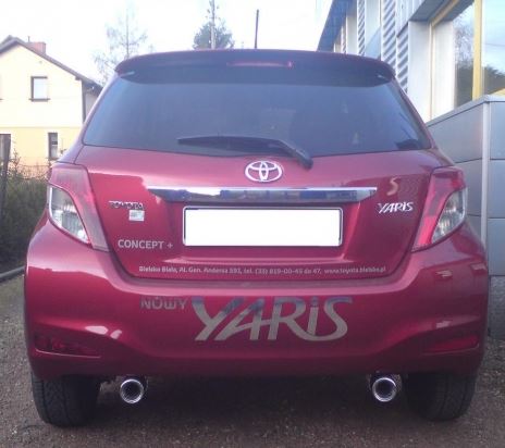 Yaris (2011-2015) met Duplex Sportuitlaat 80mm Links en rechts